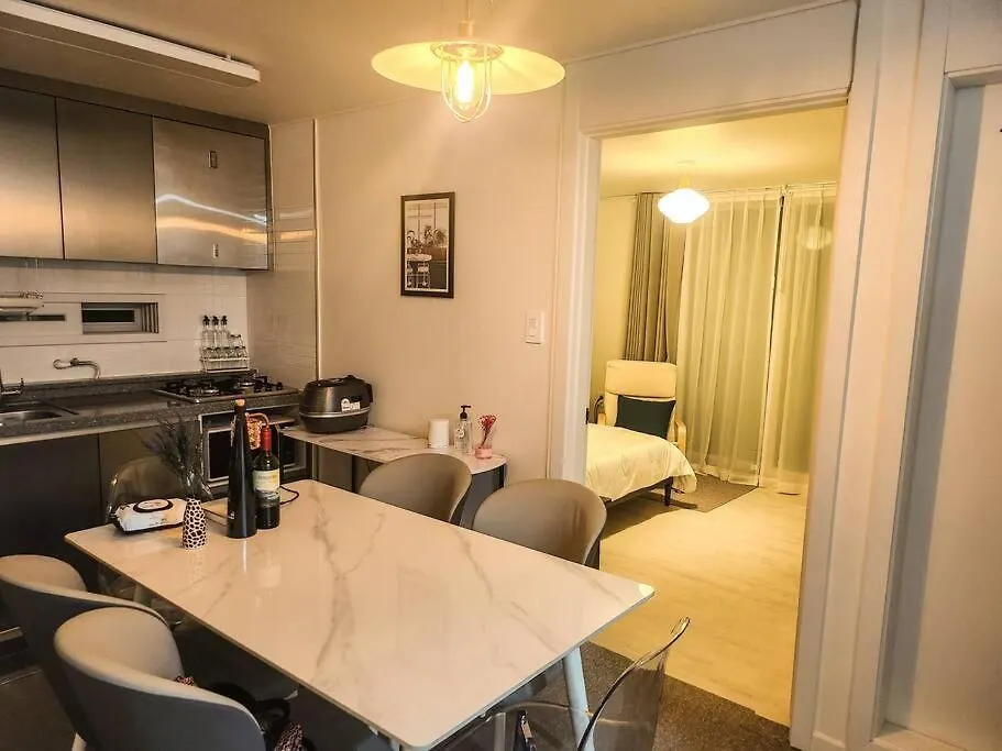 Incheon,5 Minutes From Bupyeong Station, 3Roon 3 Bed, 6 Personアパートメント 0*, インチョン広域市