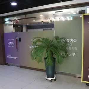 Goodday Jjimjilbang キャンプ場