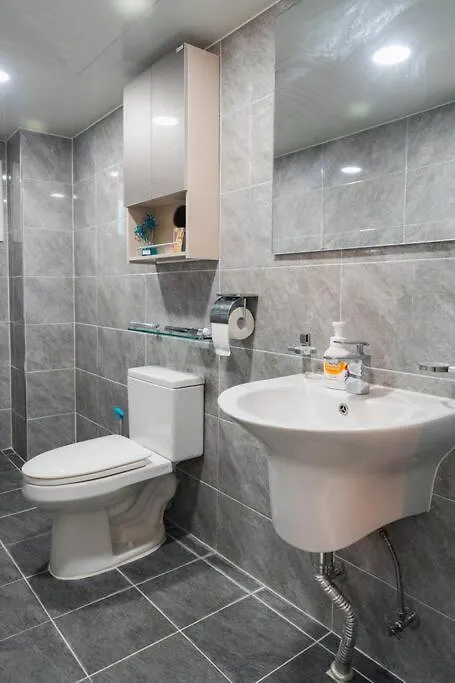 Incheon,5 Minutes From Bupyeong Station, 3Roon 3 Bed, 6 Person Apartment  Incheon