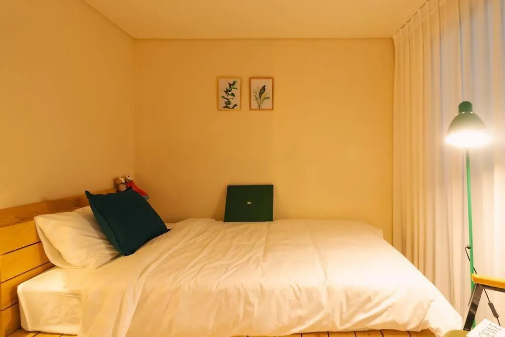 Incheon,5 Minutes From Bupyeong Station, 3Roon 3 Bed, 6 Person Apartment