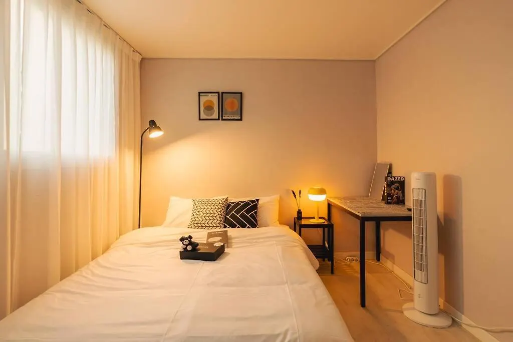 Incheon,5 Minutes From Bupyeong Station, 3Roon 3 Bed, 6 Person Apartment