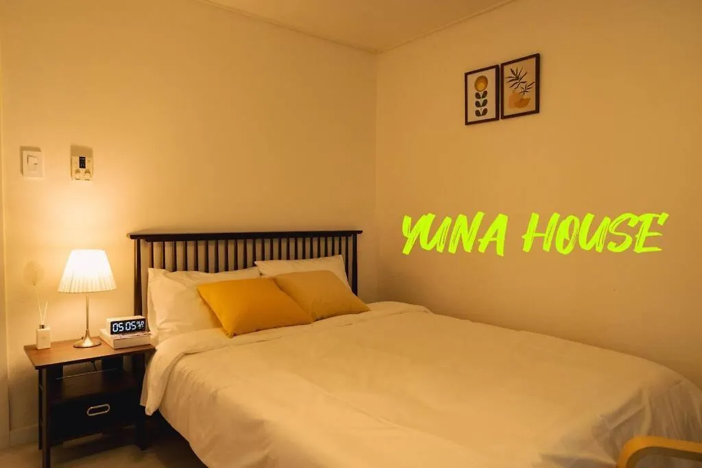 Incheon,5 Minutes From Bupyeong Station, 3Roon 3 Bed, 6 Person Apartment